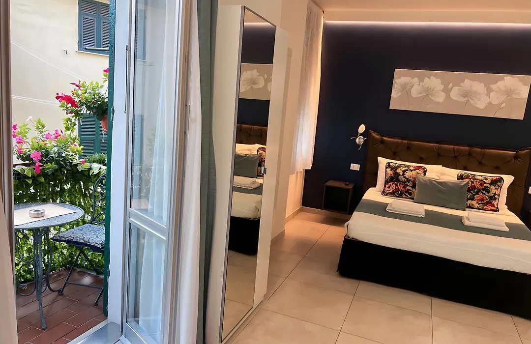 Sunset Rooms-1